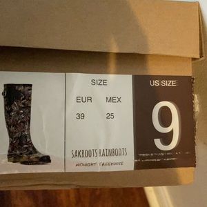 Multi color rain boots